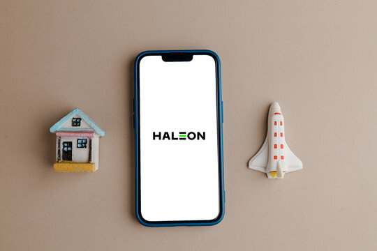 Haleon Global Consumer Healthcare Company Providing Oral Health, Vitamins, Pain Relief, Wellness Products, Over-the-Counter Medicines, and Healthcare Innovation