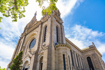 Obraz premium Cathedral of Saint Joseph Exterior Sioux Falls South Dakota