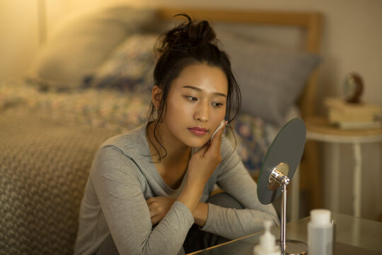 若い女性