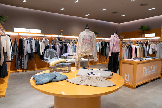 Interior shot of I.T store at KK Mall