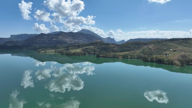 Embalse Conde de Guadalhorce en la provincia de M&aacute;laga, Andaluc&iacute;a	