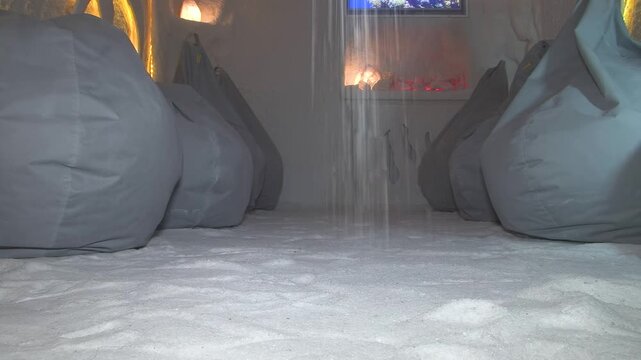 Salt room (halo chamber) for the treatment of chronic lung diseases in remission. Rehabilitation of the respiratory system following past infections.