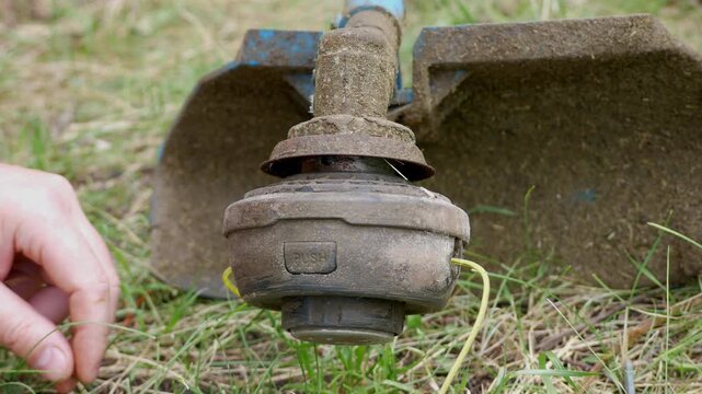 Applying Grease to Brush Cutter Gearbox for Routine Maintenance