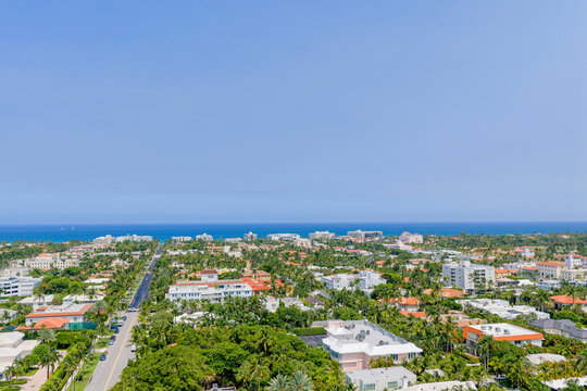 aerial view of Palm Beach Island center