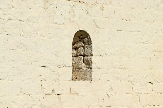 An embrasure in the white stone wall of the Kazan Kremlin