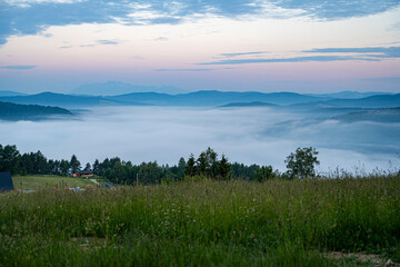 Wschód Słońca, Beskid Sądecki © Maciej G. Szling