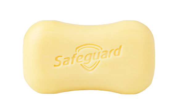 Safeguard antibacterial bar soap for hygiene and protection