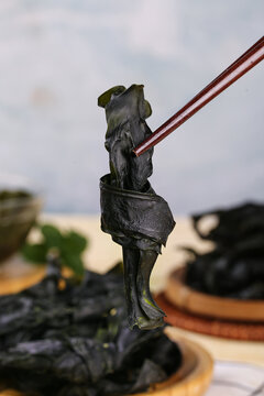Dried Scallop Heads and Tails with Chopsticks, Xiasu Seafood Assortment