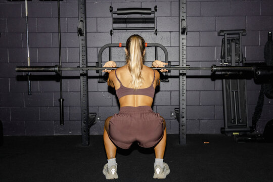 Lower body power in functional training with flash
