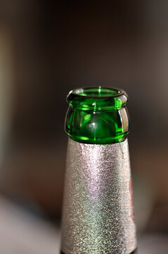 Eine Bierflaschen in Nahaufnahme