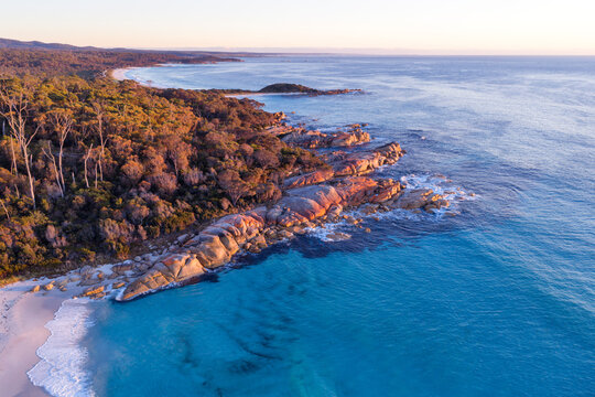 Luna&rsquo;s Rock At Baileys Beach Tasmania