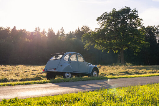 Citro&euml;n 2CV, genannt "Die Ente" aus 1969