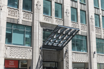 Fototapeta premium historic, Art Deco design exterior of Prudential House at 55 York St, Toronto