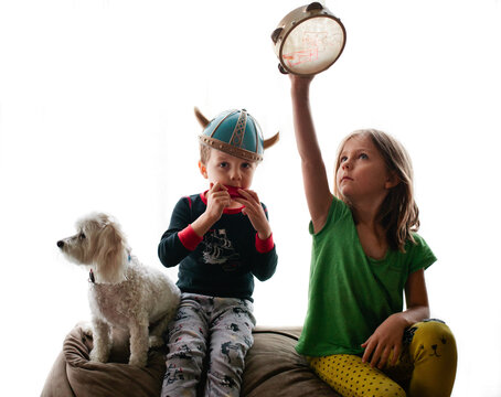kids playing music