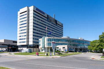 Naklejka premium Toronto, Canada - June 21, 2026: Centenary Hospital campus of the Scarborough Health Network, located in Toronto, Ontario, Canada 