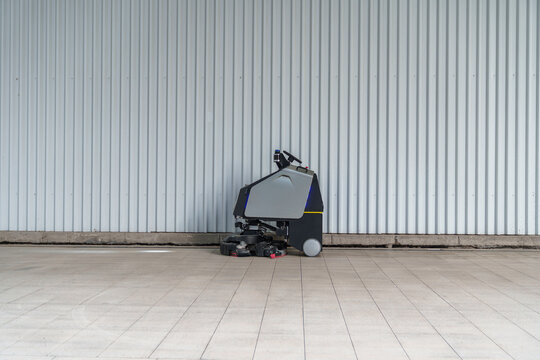 The cleaning robot is working