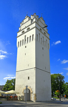 Nysa - Wrocław Gate Tower. Nysa (German: Neisse or Nei&szlig;e) is a town in southwestern Poland. Nysa is one of the oldest towns in Silesia.