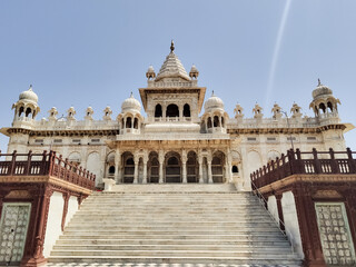 Fototapeta premium Grand marble staircase and facade of Jaswant Thada cenotaph monument in Jodhpur, India.