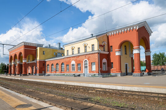 ORYOL, RUSSIA - MAY 25, 2026: A view of the Oryol railway station on a sunny May day
