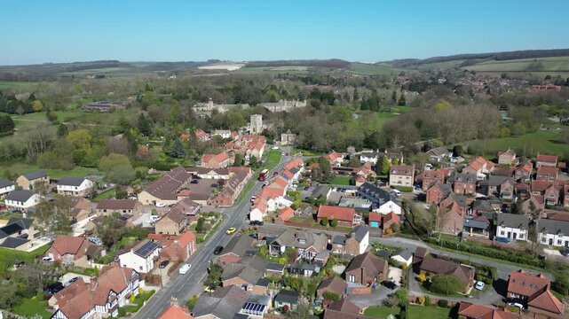 Aerial Video South Cave. South Cave is a village and civil parish in the East Riding of Yorkshire, England. It is situated approximately 14 miles (23 km) to the west of Hull city centre on the A1034.