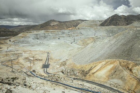 Open-cast mine for zinc extraction, Ticlio Pass, Abra de Anticona, Peru