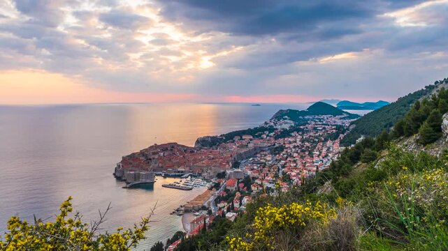 Dubrovnik, Croatia time lapse in the evening.