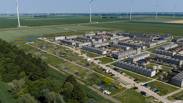 Urban Agriculture in Kreekvelden, Almere