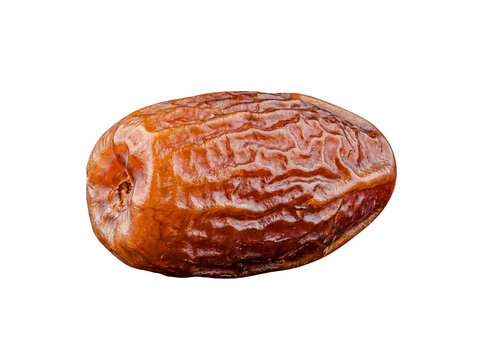 Close-up of a perfectly ripe and sweet date fruit, featuring its distinct wrinkled texture on a transparent background.