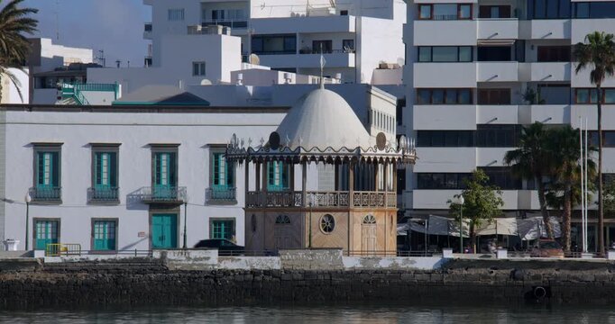 Wide Shot looking at a pavilion on Parque Jose Ramirez Cerda in Arrecife