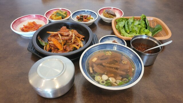 Korean Food Jeyuk Bokkeum Jeongsik