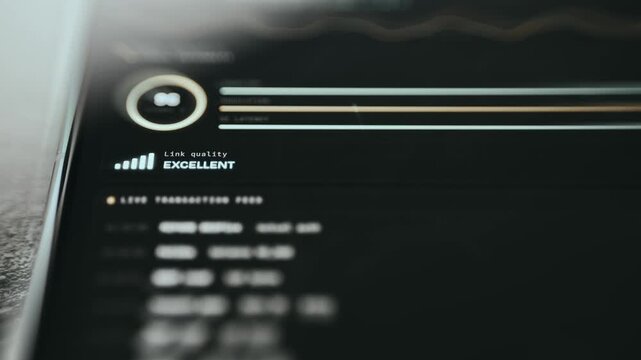 Connection Quality Indicator Displaying 3 to 5 Signal Bars