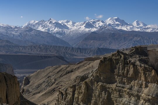 Old palace, dzong in the village of Tsarang before the Annapurna mountain range, Kingdom of Mustang, Nepal