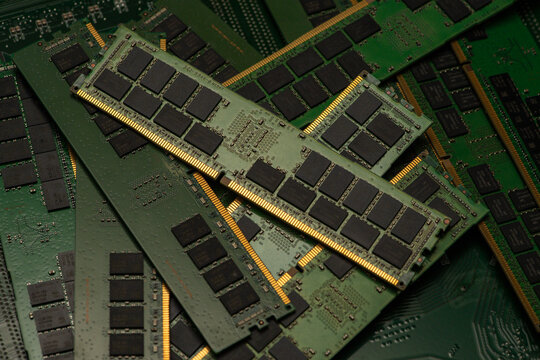 DDR RAM memory chips. Memory for servers and workstations. PC RAM modules for upgrade. High speed DDR memory chips. Server and workstation system memory. PC RAM modules for performance upgrade.