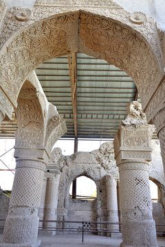 EARLY ISLAMIC MOSQUE OF NINE CUPOLAS IN THE CITY OF BALKH IN AFGHANISTAN WITH FLORAL DESIGNS AND MOTIFS