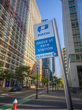 Jersey City, New Jersey, United States, 7th June, 2026: Subway entrance sign for the Grove Street PATH Train Station located in downtown Jersey City, New Jersey, providing rapid transit links 