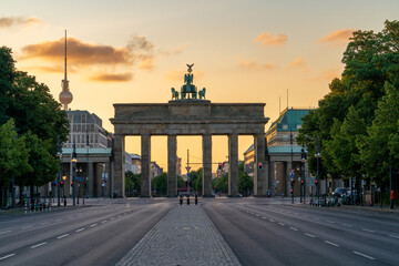 Naklejka premium The Brandenburg Gate at sunrise. Public landmark of Berlin, Germany not protected by copyright