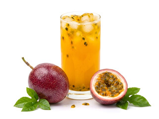 Fototapeta premium Fresh Passion Fruit Juice with Ice in Glass | Cold Tropical Beverage with Fresh Passionfruit Cut in Half | Refreshing Passion Fruit Drink Isolated on White Background