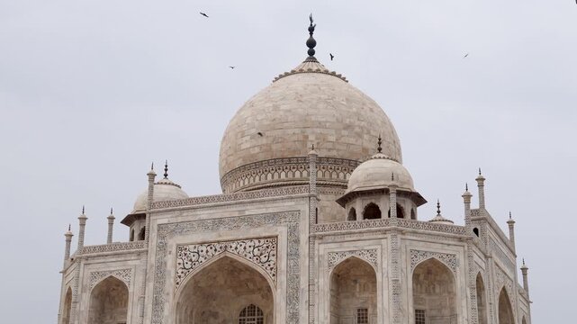 Timeless Mughal Architecture of Taj Mahal Landmark in Agra
