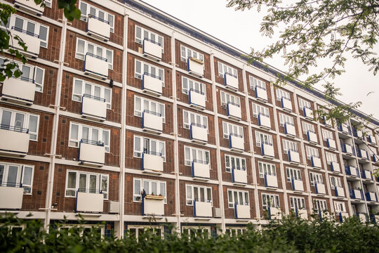 LONDON &ndash; Large council housing estate in Lambeth.