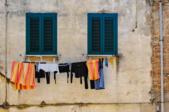 W&auml;sche Trocknen in Volterra, Toskana, Italien