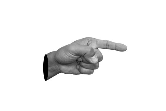 Una mano de un hombre apuntando con el dedo indice sobre un fondo blanco liso y aislado. Vista de frente y de cerca. Copy space