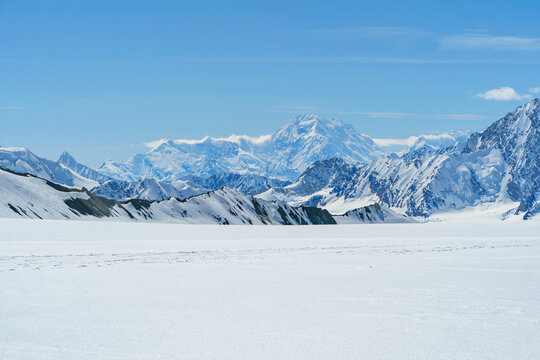 View of Mount Logan from base camp in the Saint Elias Mountains, Kluane National Park, Yukon, Canada