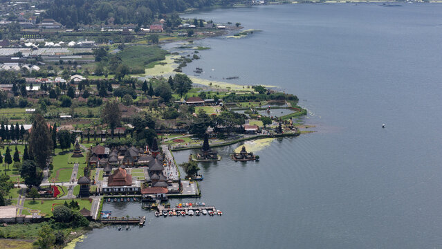 Aerial view of Beratan Lake with view of Pura Ulun Danu Beratan, a famous temple in Bedugul, Bali, Indonesia