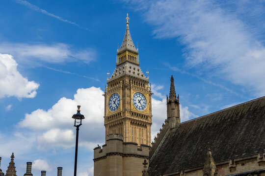 Big Ben Clock Tower, London England