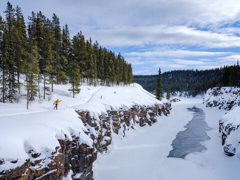 Skiing at Miles Canyon