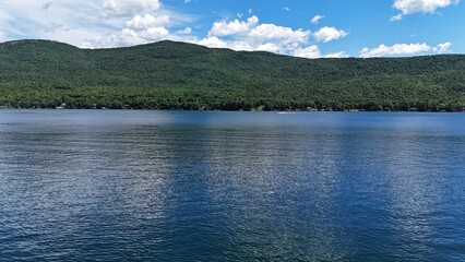 Fototapeta premium Lake George landscape with Adirondack mountains 