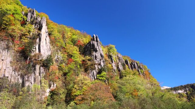 天人峡（七福岩）の紅葉