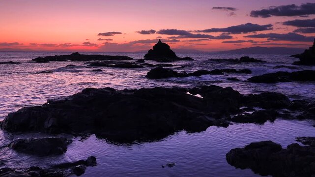 白神岬の朝と津軽海峡