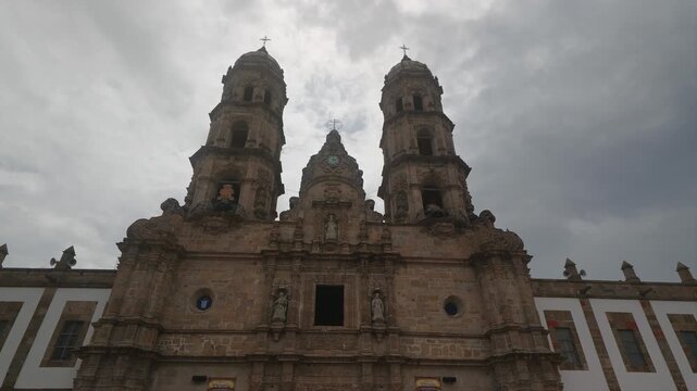 zapopan, jalisco, basilica de zapopan, arquitectura, house of god, edificio, sien, torre, catedral, antiguas, gemas, hito, religiones, viajando, monumento, europa, viejo, turismo, espa&ntilde;a, escultura, a