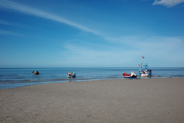 Obraz premium Where the sea meets the sky